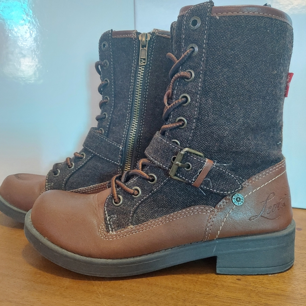 Levi’s Women’s Brown Leather & Denim Lace-Up Boots | Size 6 | Casual Fall Bootie